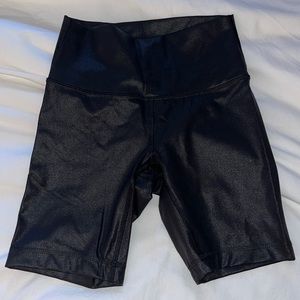 Lululemon Wunder Under shorts